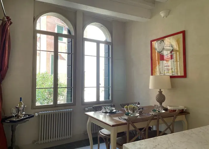 Ca' Del Console アパート