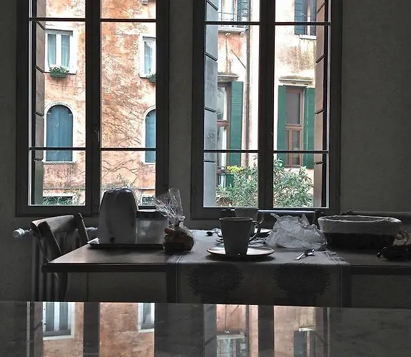 Ca' Del Console شقة البندقية