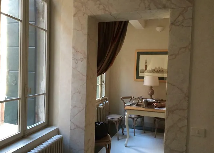 Ca' Del Console * البندقية